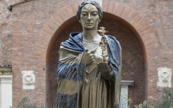 Η Μαρία Κάλλας «επέστρεψε» στο Παρίσι - Ο γλύπτης Νίκος Φλώρος μιλάει στο ΜτΚ