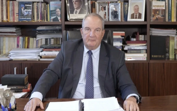 Καραμανλής: Να διαφυλάξουμε την κοινωνική ειρήνη, τη δικαιοσύνη και τη συνοχή