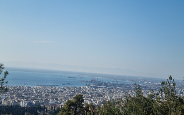 Θεσσαλονίκη: Δυσοσμία στο κέντρο της πόλης – Σε συνδυασμό παραγόντων αποδίδονται οι οσμές