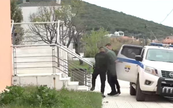 Ελεύθερος ο ψαράς που οδηγούσε το φορτηγάκι στο τροχαίο στη Χαλκιδική – Σε κρίσιμη κατάσταση στη ΜΕΘ η αστυνομικός