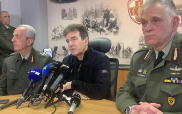 Μ. Χρυσοχοΐδης: «Εγκληματική  η μετατροπή του οδοστρώματος σε πεδίο προσωπικών αντιπαραθέσεων»