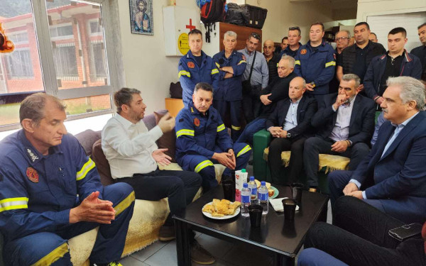 Νίκος Ανδρουλάκης από Θεσσαλονίκη: «Να επεκταθεί και στους μάχιμους πυροσβέστες το επίδομα επικίνδυνης και ανθυγιεινής εργασίας» (βίντεο)