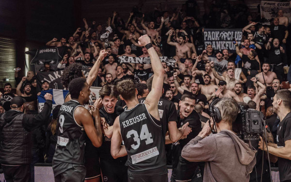 Μπάσκετ: Ο ΠΑΟΚ γράφει ιστορία στο Μπιλμπάο (βίντεο) Μπάσκετ: Ο ΠΑΟΚ γράφει ιστορία στο Μπιλμπάο (βίντεο)