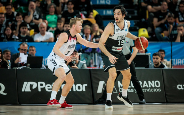 Μπιλμπάο: Εκτός 12άδας οι Κουλαμάε και Καζαλόν, μέσα ο Χλίνασον (βίντεο) Μπιλμπάο: Εκτός 12άδας οι Κουλαμάε και Καζαλόν, μέσα ο Χλίνασον (βίντεο)