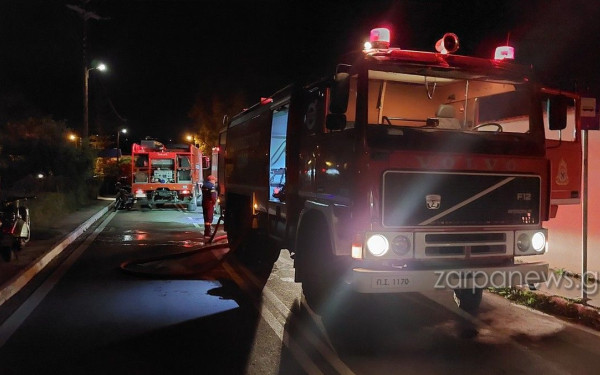 Χανιά: Φωτιά σε σπίτι στη Σούδα - Γλίτωσε η οικογένεια που βρισκόταν μέσα (βίντεο)
