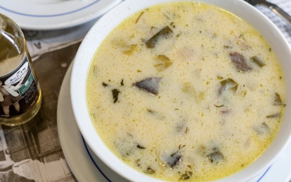 Θεσσαλονίκη: Μαγειρίτσα sold out - Λίστες αναμονής και πακέτο κατεψυγμένο μέχρι και στο εξωτερικό