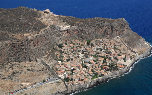 Το Συμβούλιο της Επικρατείας «ξεκλειδώνει» το εμβληματικό τελεφερίκ στη Μονεμβασιά