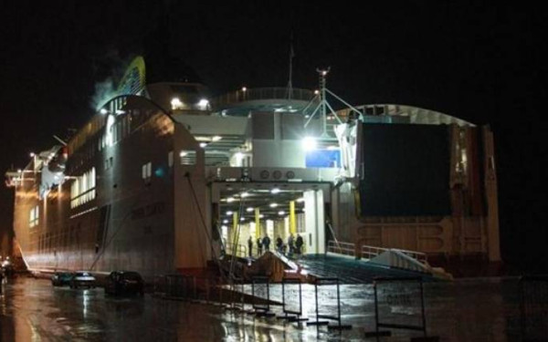 Λιμάνι Πάτρας: Φορτηγό παρέσυρε και σκότωσε 47χρονη ναυτικό κατά την εκφόρτωση πλοίου Λιμάνι Πάτρας: Φορτηγό παρέσυρε και σκότωσε 47χρονη ναυτικό κατά την εκφόρτωση πλοίου