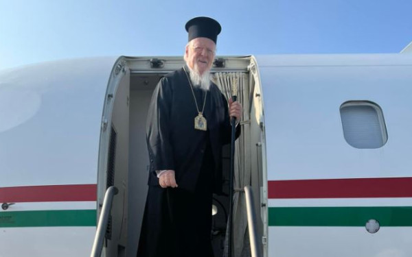 Οικουμενικός Πατριάρχης: Στη Ρώμη για την Εξόδιο Ακολουθία του Πάπα Φραγκίσκου