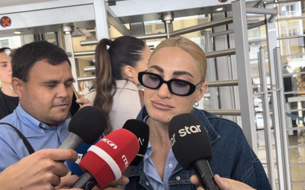 Θεσσαλονίκη: Διεκόπη η δίκη για το revenge porn με θύμα την Ιωάννα Τούνη - «Είναι κάτι που πρέπει να τελειώσει» (βίντεο)