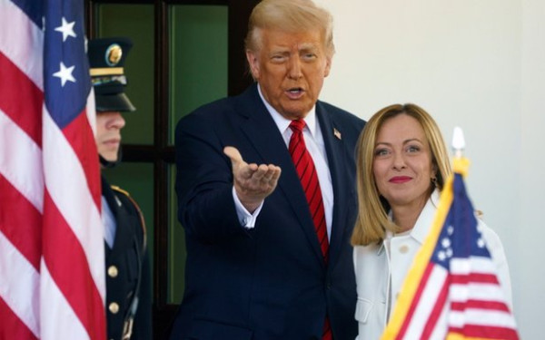 Τηλεφωνική επικοινωνία Τραμπ- Μελόνι για τη δυνατότητα να διοργανωθεί η συνάντηση του Αμερικανού προέδρου με τον Πούτιν στη Ρώμη- Αντίθετη η Μόσχα