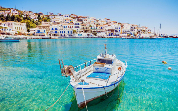 Άνδρος: Στην κορυφή των τουριστών που ψάχνουν «μυστικούς» και ήσυχους προορισμούς