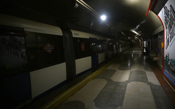 Επανέρχεται σταδιακά η ηλεκτροδότηση σε Ισπανία και Πορτογαλία - Μυστήριο τα αίτια του μπλακάουτ