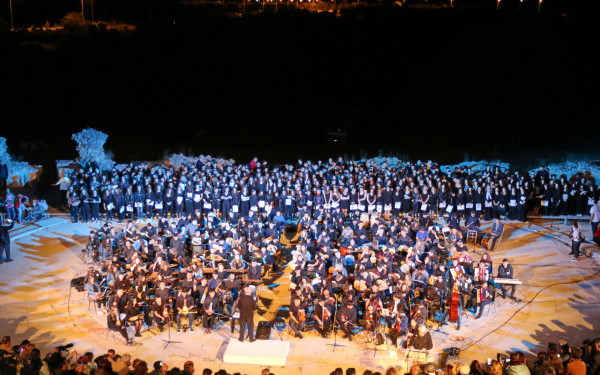 Καβάλα: «Άδοντες καί Ψάλλοντες…» - 'Ενα μουσικό μαθητικό φεστιβάλ αφιερωμένο στον Απόστολο Παύλο και τον Μίκη Θεοδωράκη