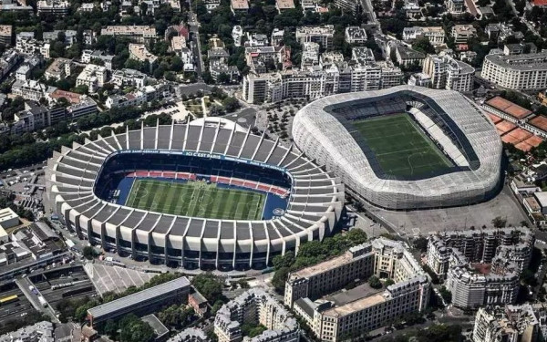 Γαλλία: Η Luis Vuitton, η Red Bull και ένα ντέρμπι 100 μέτρων στο Παρίσι (βίντεο) Γαλλία: Η Luis Vuitton, η Red Bull και ένα ντέρμπι 100 μέτρων στο Παρίσι (βίντεο)