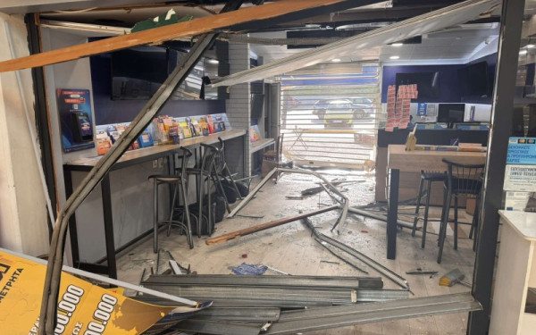 Θεσσαλονίκη: Διέρρηξαν πρακτορείο τυχερών παιχνιδιών για να ξηλώσουν ATM από σούπερ μάρκετ