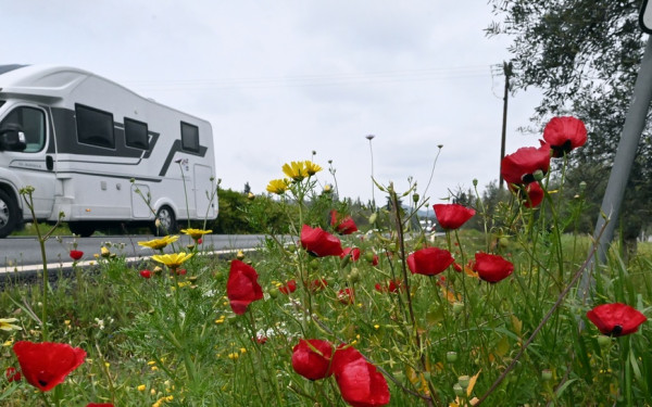Υπουργείο Τουρισμού: Συνάντηση με την Ελληνική Λέσχη Αυτοκινούμενων Τροχόσπιτων για το θέμα στάσης και στάθμευσης των οχημάτων