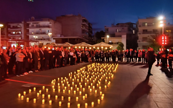 Η Καλαμαριά στα «κόκκινα» του αίματος για την Ποντιακή Γενοκτονία Η Καλαμαριά στα «κόκκινα» του αίματος για την Ποντιακή Γενοκτονία