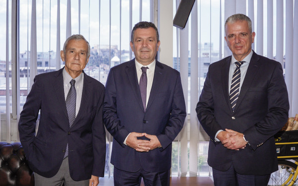 Επίσκεψη του υφ. Ψηφιακής Διακυβέρνησης στις εγκαταστάσεις των ΕΛΤΑ