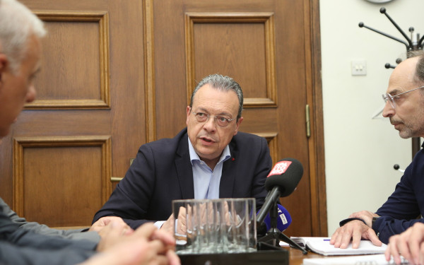 Σ. Φάμελλος: «Στέλνουμε μήνυμα ανθρωπιάς, αλληλεγγύης και στήριξης σε ολόκληρο τον παλαιστινιακό λαό» Σ. Φάμελλος: «Στέλνουμε μήνυμα ανθρωπιάς, αλληλεγγύης και στήριξης σε ολόκληρο τον παλαιστινιακό λαό»