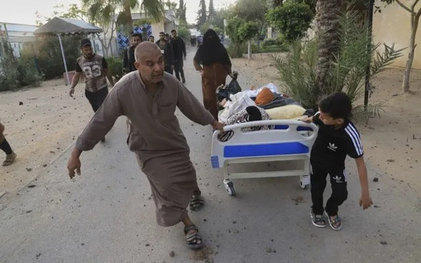 Γάζα: Τουλάχιστον 23 Παλαιστίνιοι νεκροί από πυρά και αεροπορικούς βομβαρδισμούς του Ισραήλ