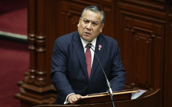 Περού: Παραιτήθηκε ο πρωθυπουργός Γουστάβο Αδριανσέν, εν μέσω αυξημένης κοινωνικής δυσαρέσκειας