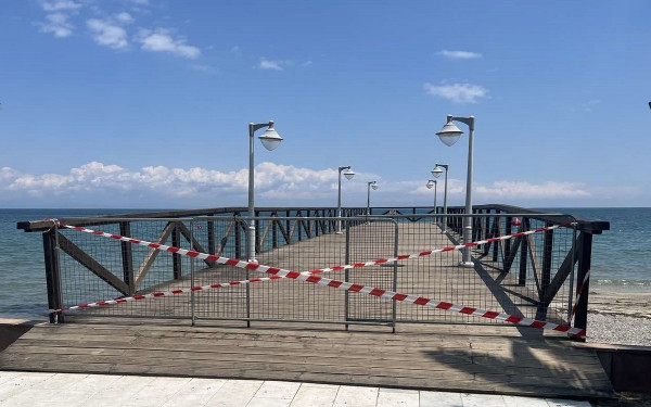 Κατερίνη: Κλείνει προσωρινά για λόγους ασφαλείας η προβλήτα της Παραλίας