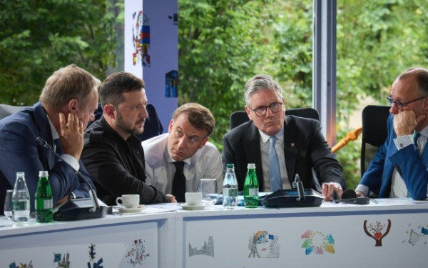 Ουκρανία: Ο Μακρόν δηλώνει «σίγουρος» ότι ο Τραμπ θα αντιδράσει στον «κυνισμό» του Πούτιν