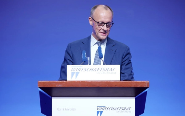 Φ. Μερτς: Η Ρωσία πρέπει να προσέλθει στις διαπραγματεύσεις για το ειρηνευτικό σχέδιο στην Ουκρανία