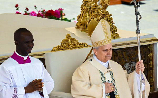 Ο Λέων ο XIV ενθρονίστηκε νέος πάπας στο Βατικανό (βίντεο) Ο Λέων ο XIV ενθρονίστηκε νέος πάπας στο Βατικανό (βίντεο)