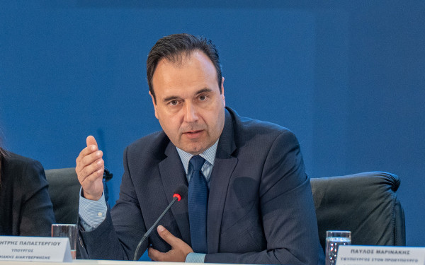 Παπαστεργίου από Βρυξέλλες: «Στόχος μια Ευρώπη που απλοποιεί τις διαδικασίες και αξιοποιεί ουσιαστικά την ΤΝ»