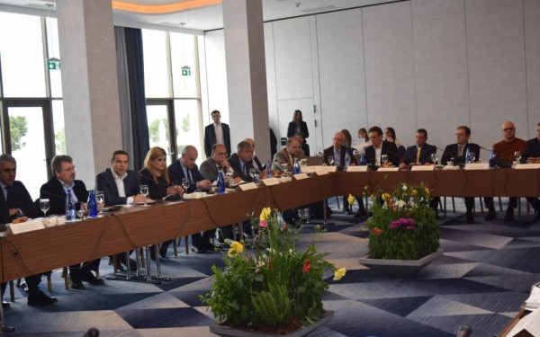 Θεσσαλονίκη: 35 επιχειρήσεις του ΣΒΕ στα Σκόπια με τον Τσίπρα