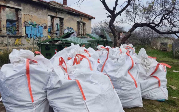 Δήμος Καλαμαριάς: Νέος καθαρισμός κεντρικού κτηρίου στο πρώην Στρατόπεδο Κόδρα Δήμος Καλαμαριάς: Νέος καθαρισμός κεντρικού κτηρίου στο πρώην Στρατόπεδο Κόδρα