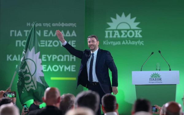 Νίκος Ανδρουλάκης στη «ΜτΚ»: Πολιτική αλλαγή σημαίνει ένα νέο πολιτικό ήθος, για να αναπνεύσει η χώρα