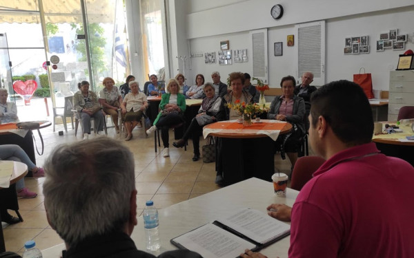 Δήμος Θέρμης: Η ΕΛ.ΑΣ. παρείχε συμβουλές στους ηλικιωμένους του ΚΑΠΗ για την αποφυγή εξαπάτησης από επιτήδειους
