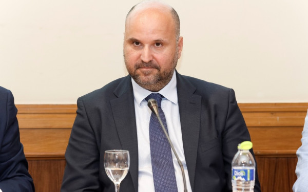 Ο Αλέξανδρος Κατραούζος νέος πρόεδρος του Συνδέσμου Ελληνικών Χημικών Βιομηχανιών