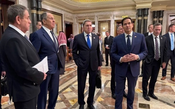 Τηλεφωνική συνομιλία Σεργκέι Λαβρόφ και Μάρκο Ρούμπιο πριν από τις συνομιλίες με την Ουκρανία