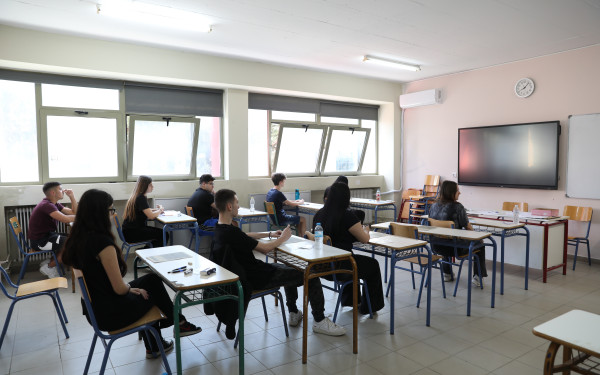 Πανελλαδικές 2025: Οι απαντήσεις της Ηλεκτροτεχνίας 2 για τους υποψήφιους των ΕΠΑΛ