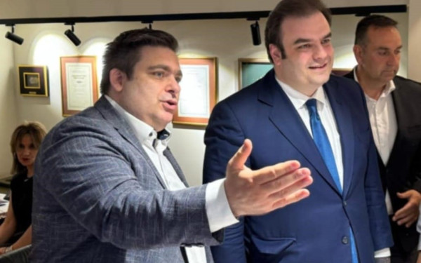 Κυρ. Πιερρακάκης: «Μεγαλύτερη μείωση φοροδιαφυγής και γραφειοκρατίας» Κυρ. Πιερρακάκης: «Μεγαλύτερη μείωση φοροδιαφυγής και γραφειοκρατίας»