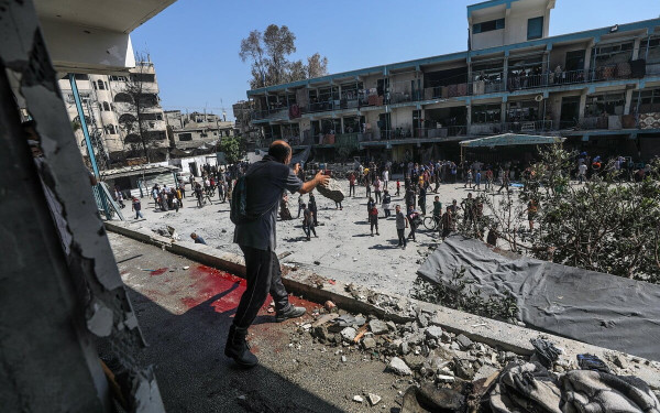 Γάζα: Τουλάχιστον 52 νεκροί σε ισραηλινούς βομβαρδισμούς, εκ των οποίων 33 σε σχολείο