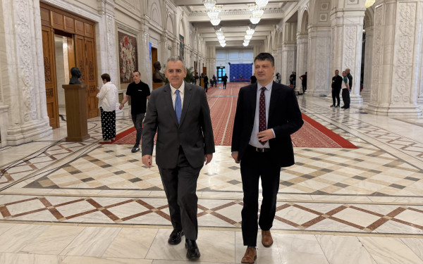 Εισήγηση Μ. Χαρακόπουλου στο Βουκουρέστι για έκκληση ορθοδόξων βουλευτών για την Μονή Σινά Εισήγηση Μ. Χαρακόπουλου στο Βουκουρέστι για έκκληση ορθοδόξων βουλευτών για την Μονή Σινά