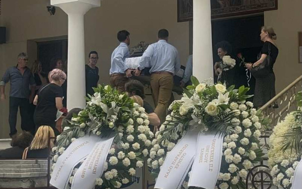 Δράμα: Το τελευταίο «αντίο» στον 61χρονο ορειβάτη που έπεσε σε χαράδρα (βίντεο)