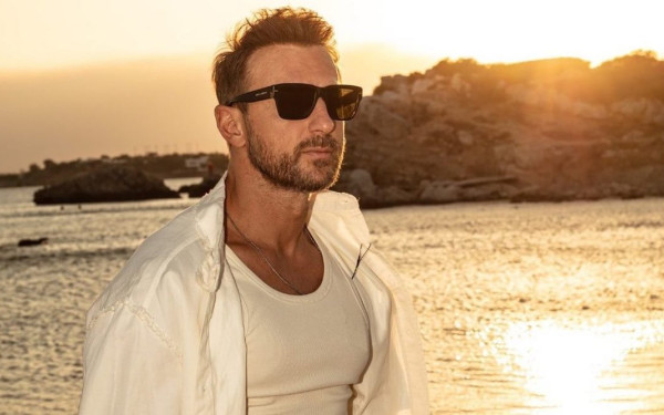 Γύρισε από το Ισραήλ ο Κώστας Καραφώτης: «Ήθελα απλά να φύγω από την Μέση Ανατολή» είπε - Δείτε βίντεο