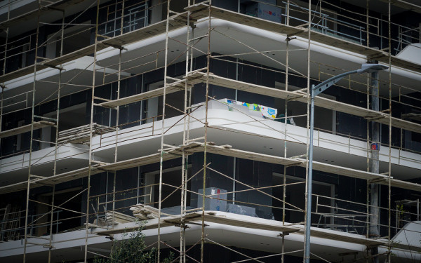 ΕΛΣΤΑΤ: Μείωση 43,8% κατέγραψε ο όγκος της ιδιωτικής οικοδομικής δραστηριότητας