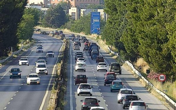 Θεσσαλονίκη: Αυξημένη η κίνηση των οχημάτων προς Χαλκιδική και διόδια Μαλγάρων