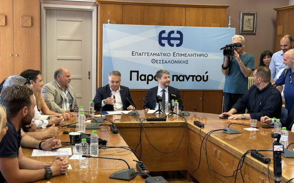 Ανδρουλάκης για ΟΠΕΚΕΠΕ: «Σήμερα έχουμε ένα κράτος λάφυρο στα χέρια της παρέας του Μαξίμου» (βίντεο) Ανδρουλάκης για ΟΠΕΚΕΠΕ: «Σήμερα έχουμε ένα κράτος λάφυρο στα χέρια της παρέας του Μαξίμου» (βίντεο)