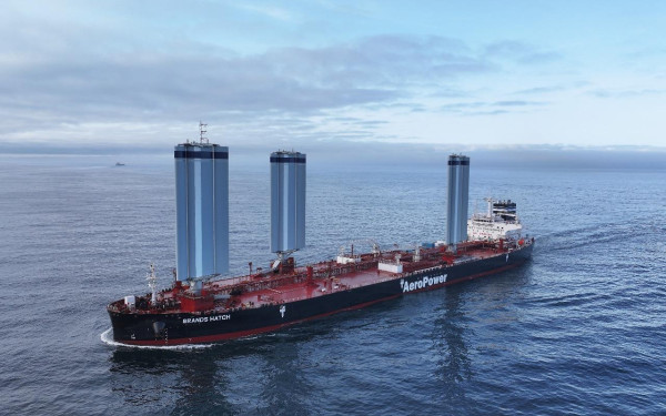 Η Τράπεζα Πειραιώς χρηματοδοτεί το πρώτο δεξαμενόπλοιο τύπου LR2 στον κόσμο με πέντε δισ. ευρώ