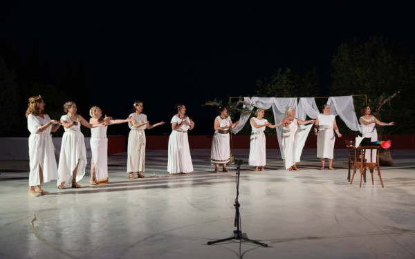 Ωραιόκαστρο - ΚΘΒΕ: Άνοιξε η αυλαία του 1ου Πανελλήνιου Φεστιβάλ Ερασιτεχνικού Θεάτρου Αρχαίου Δράματος