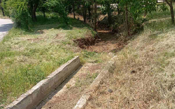 Δραστικές επεμβάσεις καθαρισμού από την Αντιπεριφέρεια Θεσσαλονίκης, σε 4 κρίσιμα ρέματα του Δ. Ωραιοκάστρου