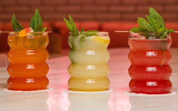 Αφιέρωμα: Καλοκαιρινή έξοδος, για café, ποτό, cocktails και όχι μόνο, στα 15 από τα καλύτερα café bar της Θεσσαλονίκης